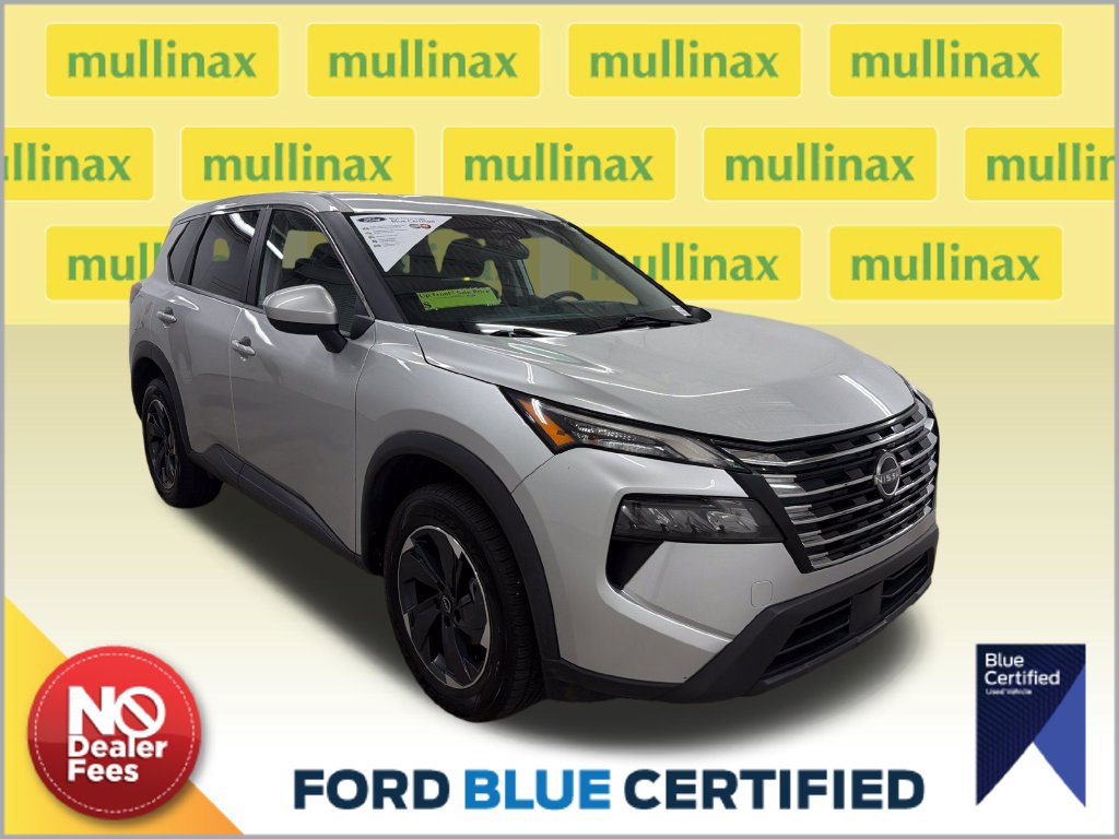 Used 2024 Nissan Rogue SV