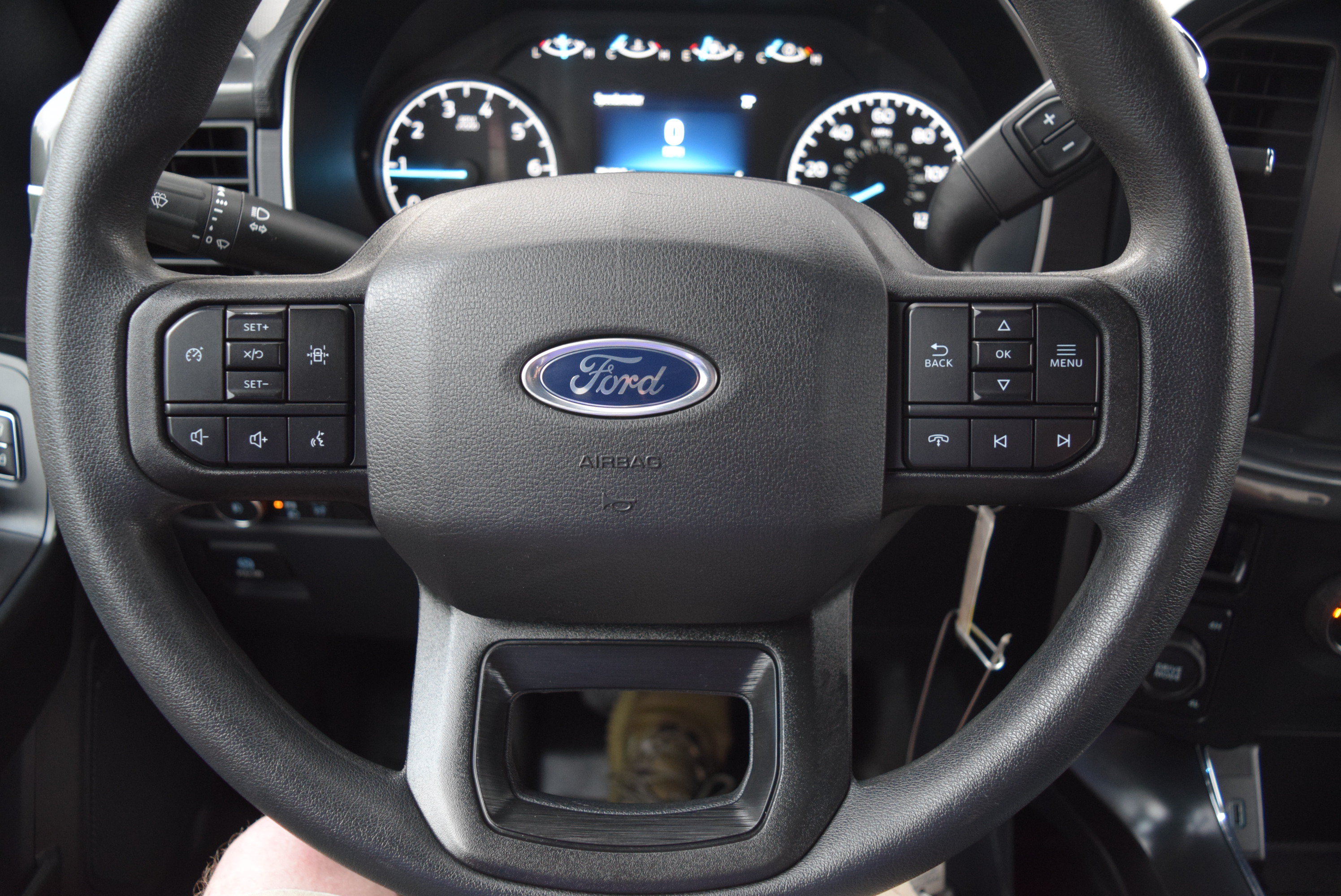Certified 2022 Ford F150 XL w/ STX Appearance Package AWD/4WD image 12