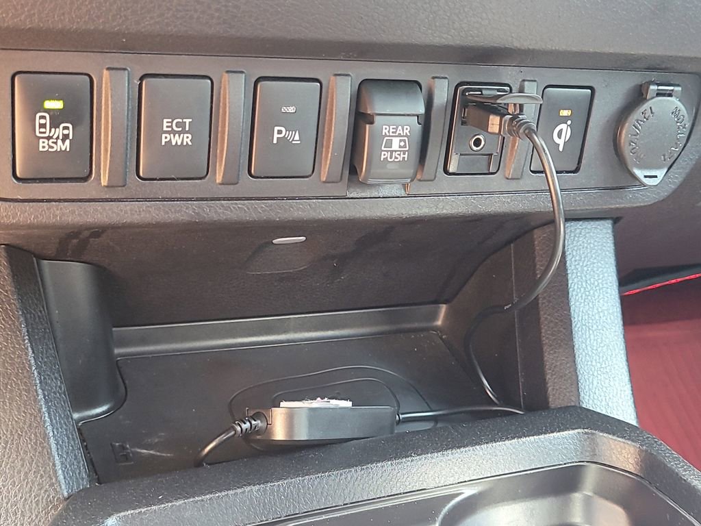 Used 2019 Toyota Tacoma TRD Off-Road AWD/4WD image 21