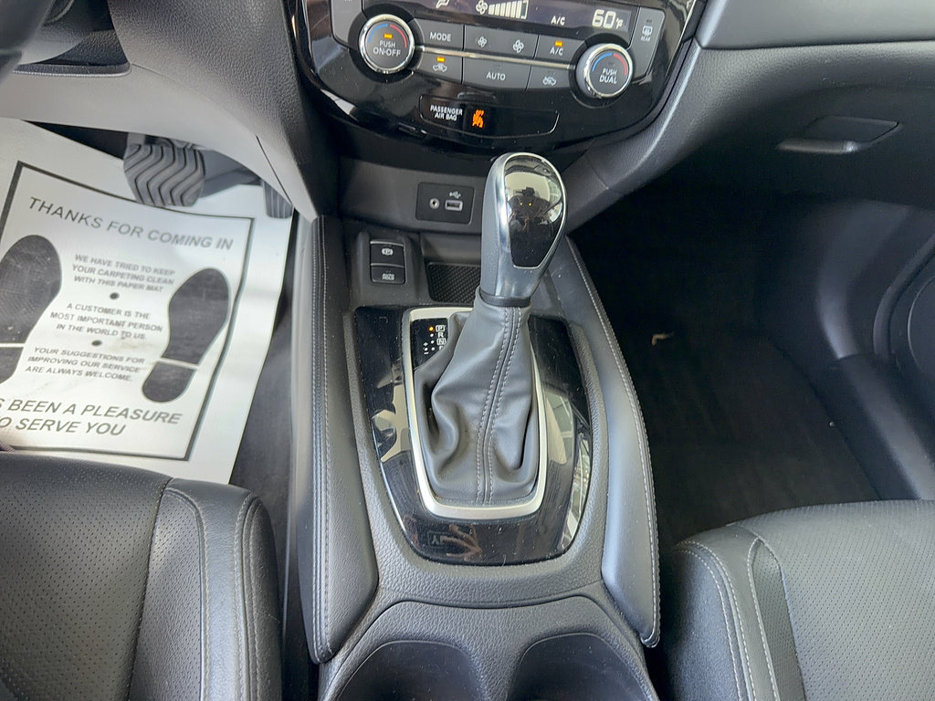 Used 2018 Nissan Rogue SL w/ Premium Package FWD image 21