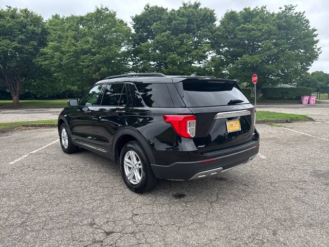 Certified 2023 Ford Explorer XLT w/ Equipment Group 202A AWD/4WD image 8