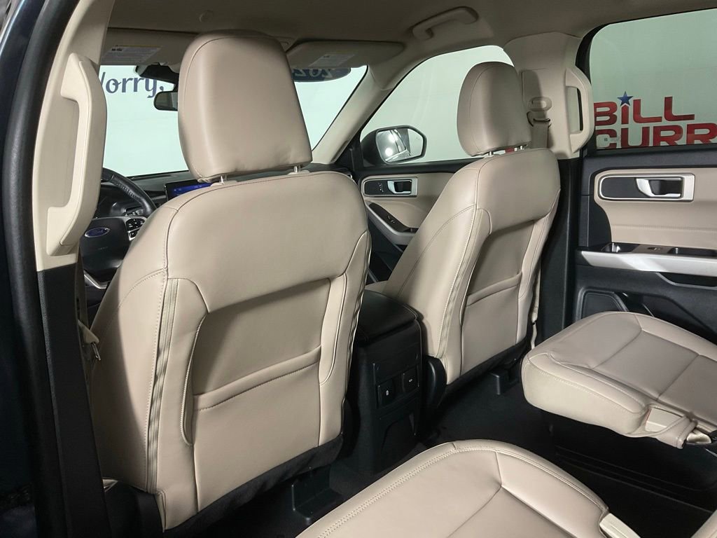 Certified 2024 Ford Explorer XLT w/ Equipment Group 202A image 15