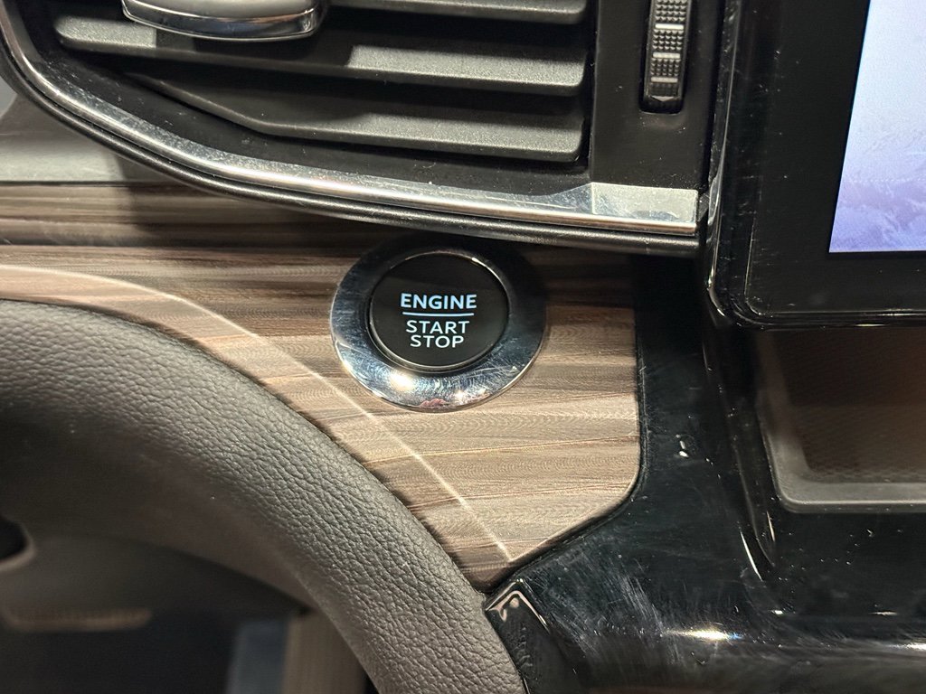 Certified 2024 Ford Explorer Limited image 12