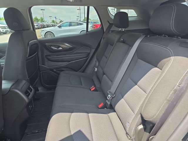 Used 2024 GMC Terrain SLE w/ Driver Convenience Package AWD/4WD image 29
