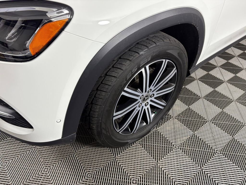Used 2024 Mercedes-Benz GLE 350 4MATIC image 9