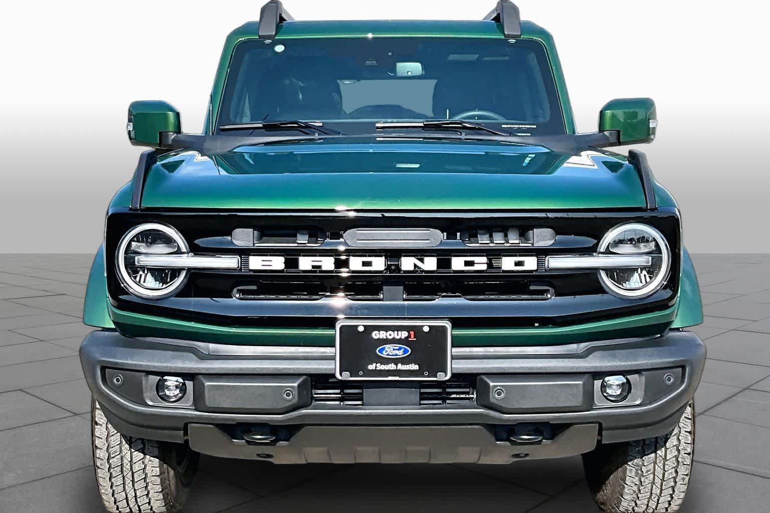 Certified 2025 Ford Bronco Outer Banks AWD/4WD image 4