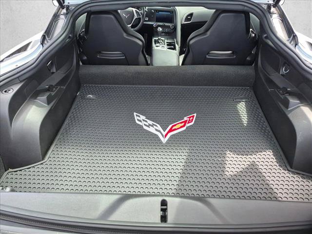 Used 2019 Chevrolet Corvette Stingray Coupe w/ Carbon Flash Badge Package RWD image 18