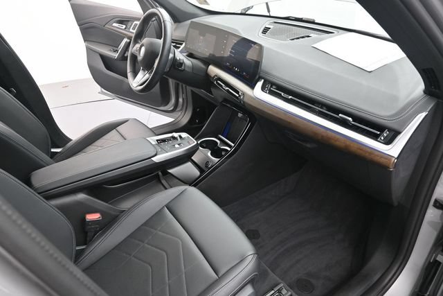 Used 2025 BMW X1 xDrive28i w/ Convenience Package AWD/4WD image 27