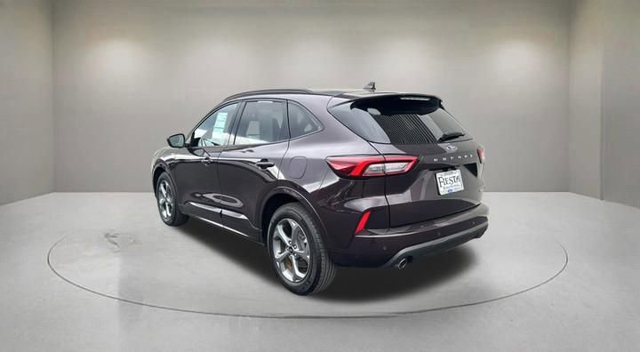 Certified 2023 Ford Escape ST-Line w/ Equipment Group 301A FWD image 4