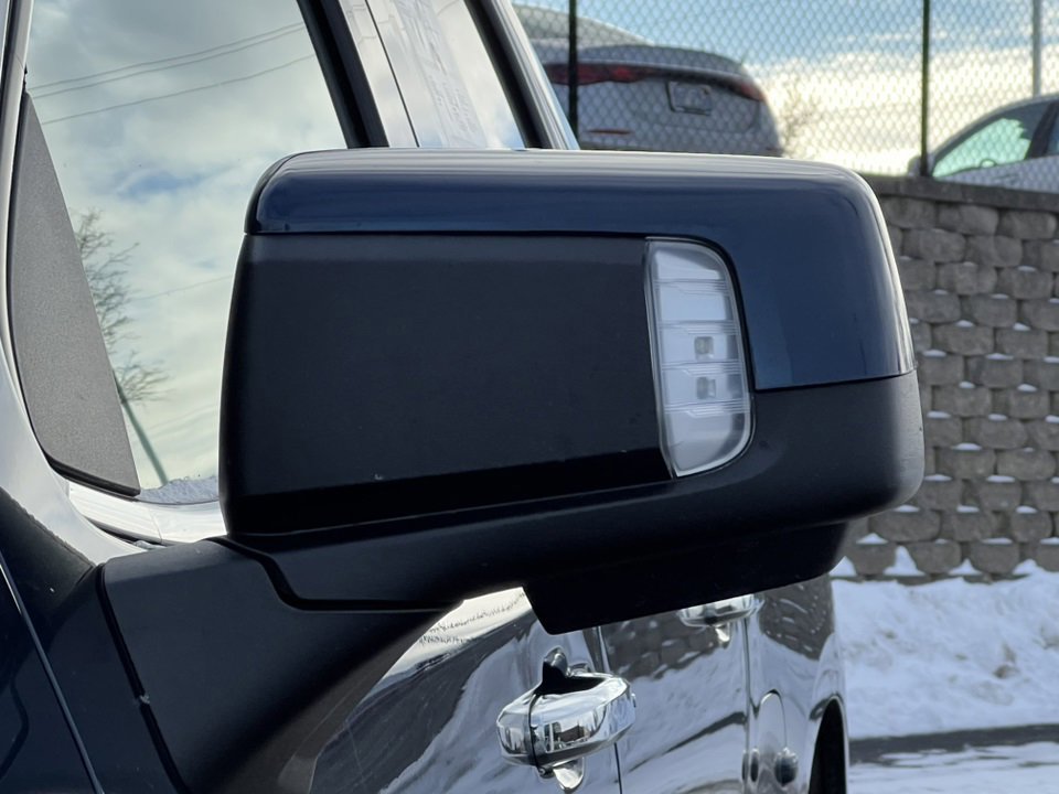 Used 2022 Chevrolet Silverado 1500 High Country w/ Technology Package image 44