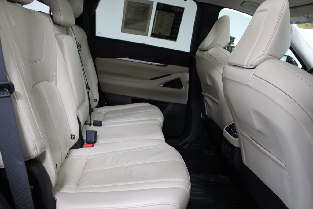 Used 2023 INFINITI QX60 Sensory w/ Cargo Package image 36
