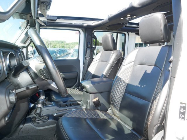 Used 2021 Jeep Wrangler Unlimited Sahara AWD/4WD image 15