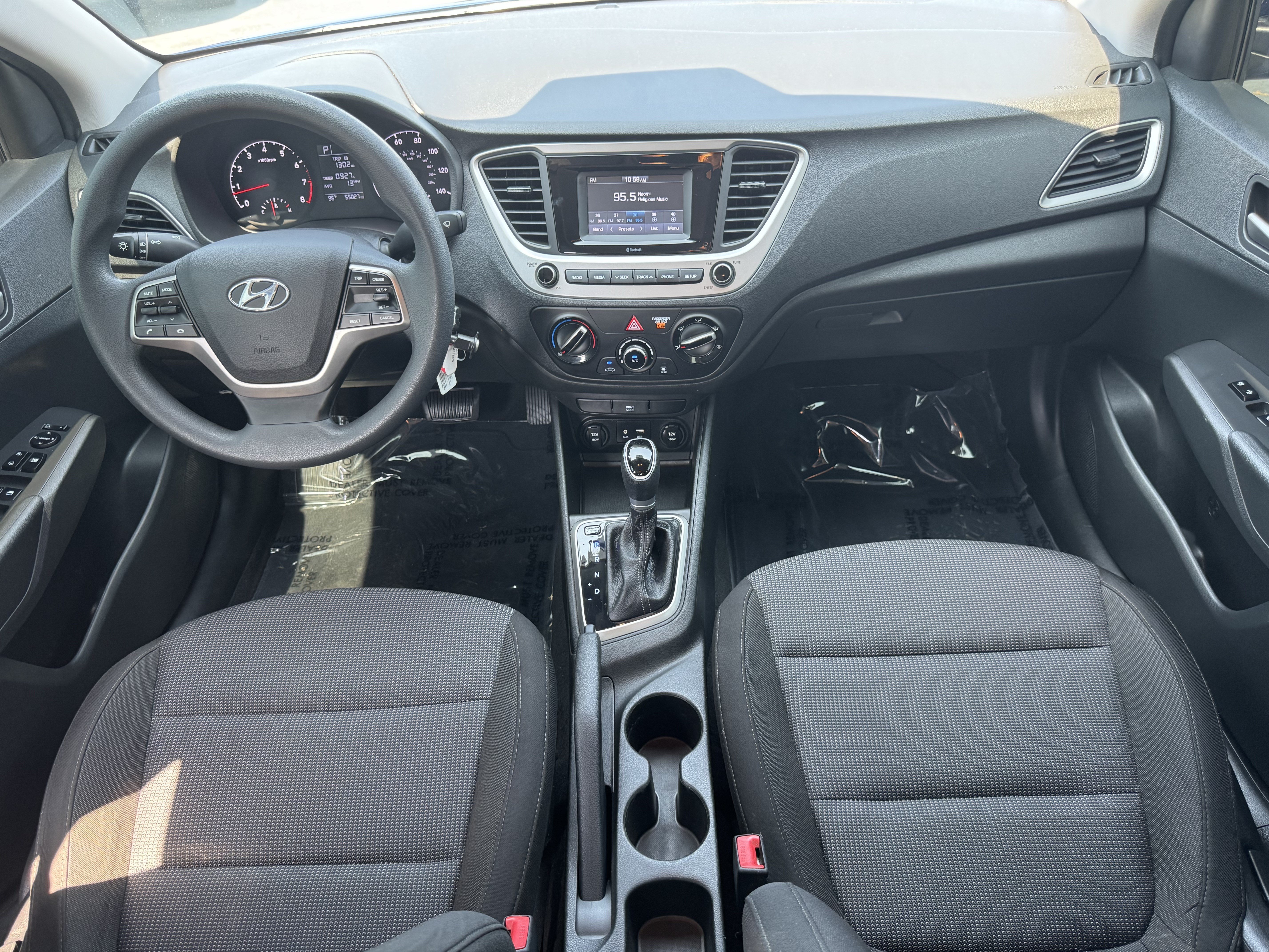 Used 2022 Hyundai Accent SE w/ Cargo Package FWD image 23