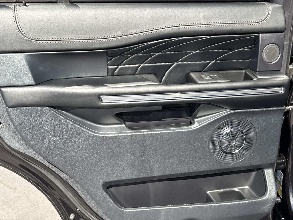 Certified 2020 Ford Expedition Platinum AWD/4WD image 33