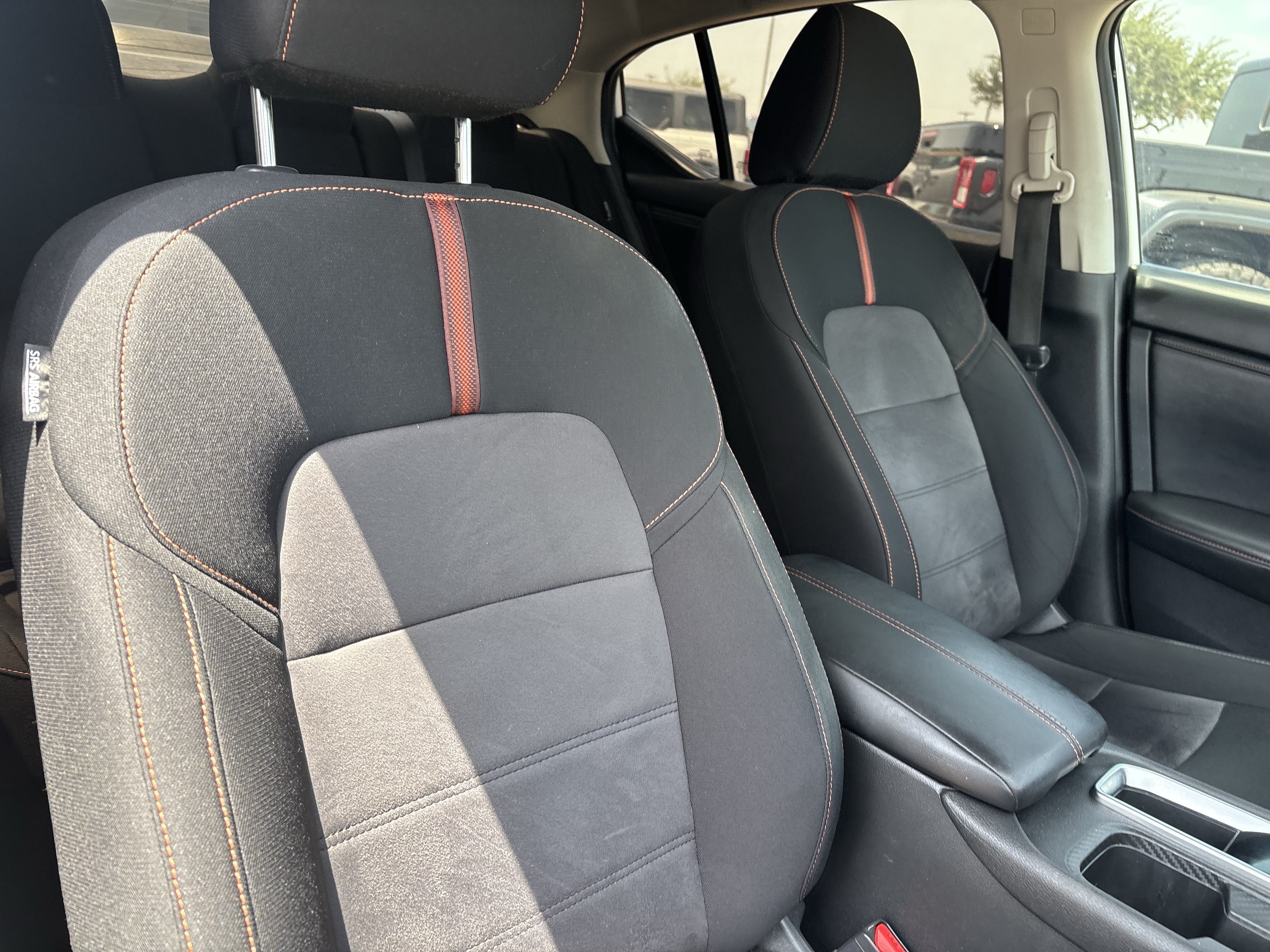 Used 2023 Nissan Sentra SR w/ Midnight Edition Package FWD image 26