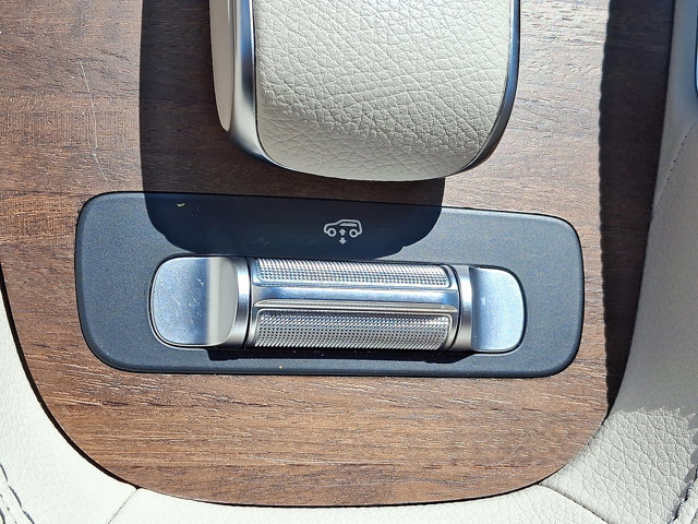 Used 2021 Mercedes-Benz GLS 450 4MATIC image 28