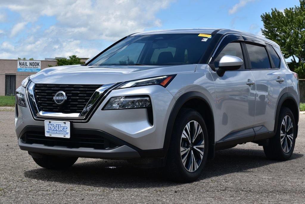 Used 2023 Nissan Rogue SV