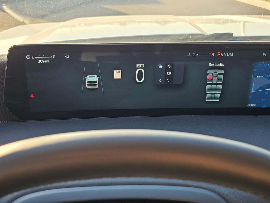 Certified 2025 Ford Expedition Max Platinum image 18