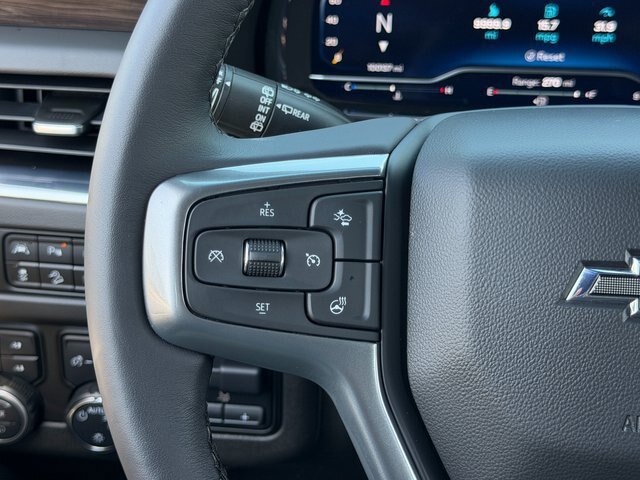 Used 2022 Chevrolet Tahoe Z71 w/ Z71 Off-Road Package AWD/4WD image 18
