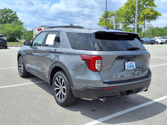 Certified 2023 Ford Explorer ST-Line w/ Class IV Trailer Tow Package AWD/4WD image 3