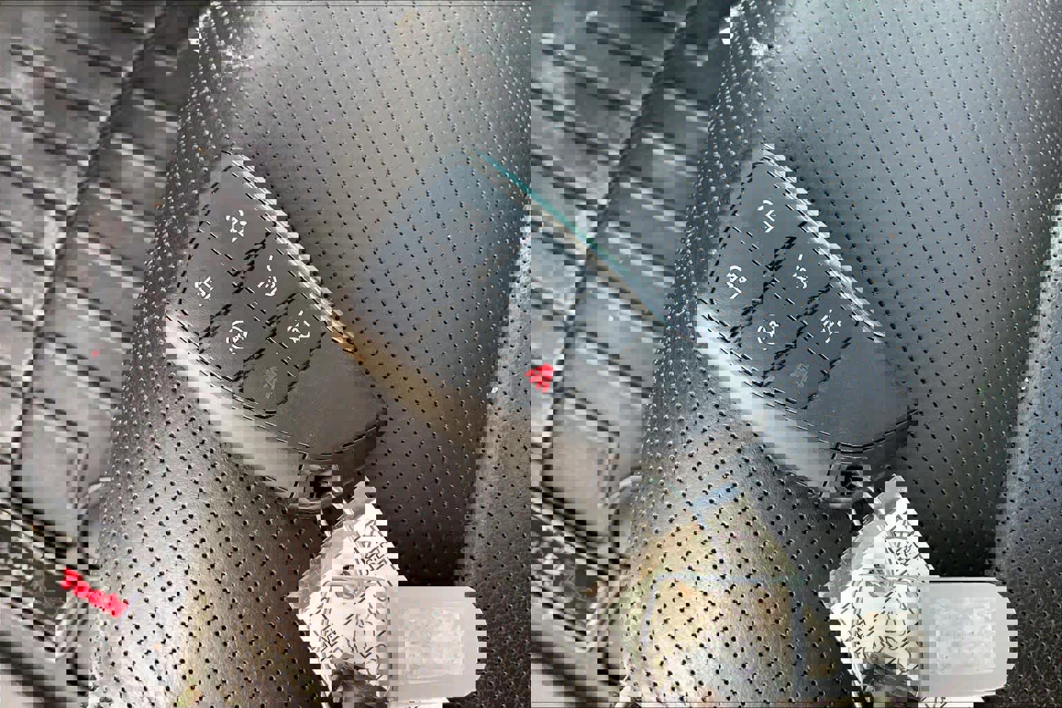 Used 2021 GMC Yukon XL SLT w/ SLT Premium Package image 14