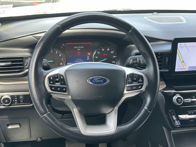 Certified 2023 Ford Explorer Limited w/ Equipment Group 301A image 8
