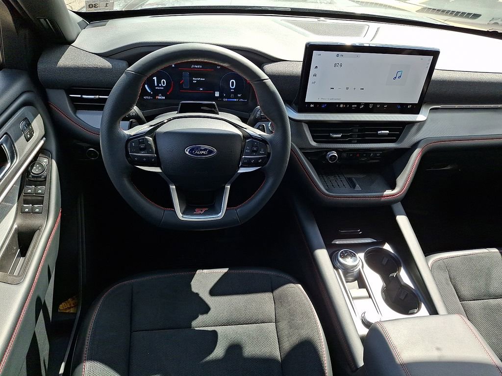 Certified 2025 Ford Explorer ST AWD/4WD image 2