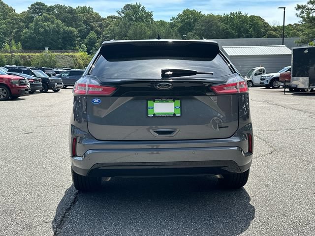 Certified 2024 Ford Edge SE w/ Black Appearance Package AWD/4WD image 6