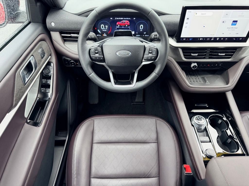 Certified 2025 Ford Explorer Platinum RWD image 18