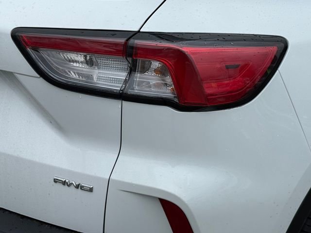 Certified 2022 Ford Escape SEL AWD/4WD image 31