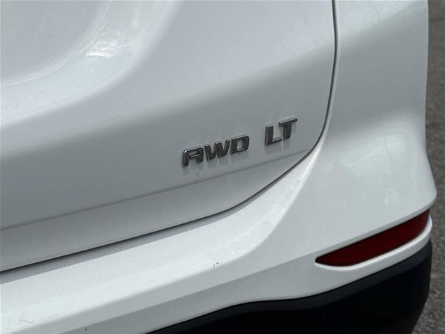 Used 2024 Chevrolet Equinox LT AWD/4WD image 11