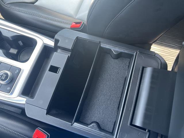 Certified 2022 Ford Explorer XLT w/ Equipment Group 202A image 31