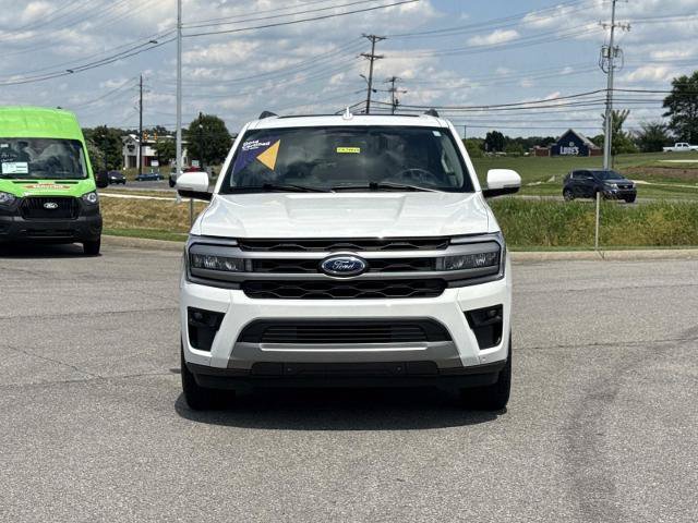 Certified 2024 Ford Expedition XLT RWD image 2