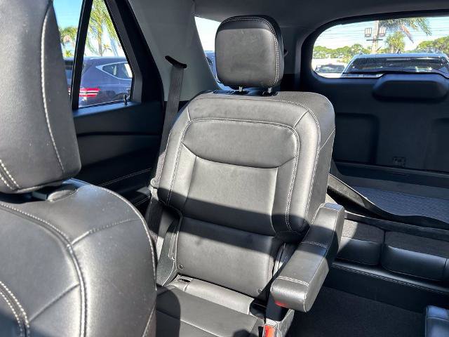 Certified 2024 Ford Explorer XLT w/ Equipment Group 202A AWD/4WD image 14
