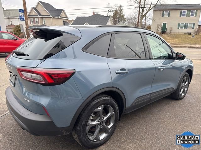 Certified 2025 Ford Escape ST-Line Select AWD/4WD image 6