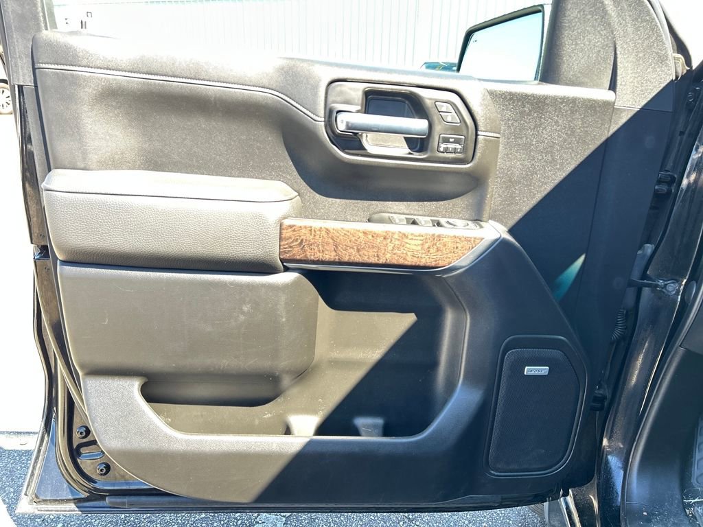 Used 2022 GMC Sierra 1500 Denali w/ Denali Premium Package image 9