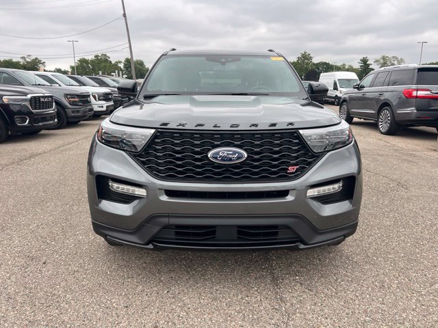 Certified 2023 Ford Explorer ST AWD/4WD image 2