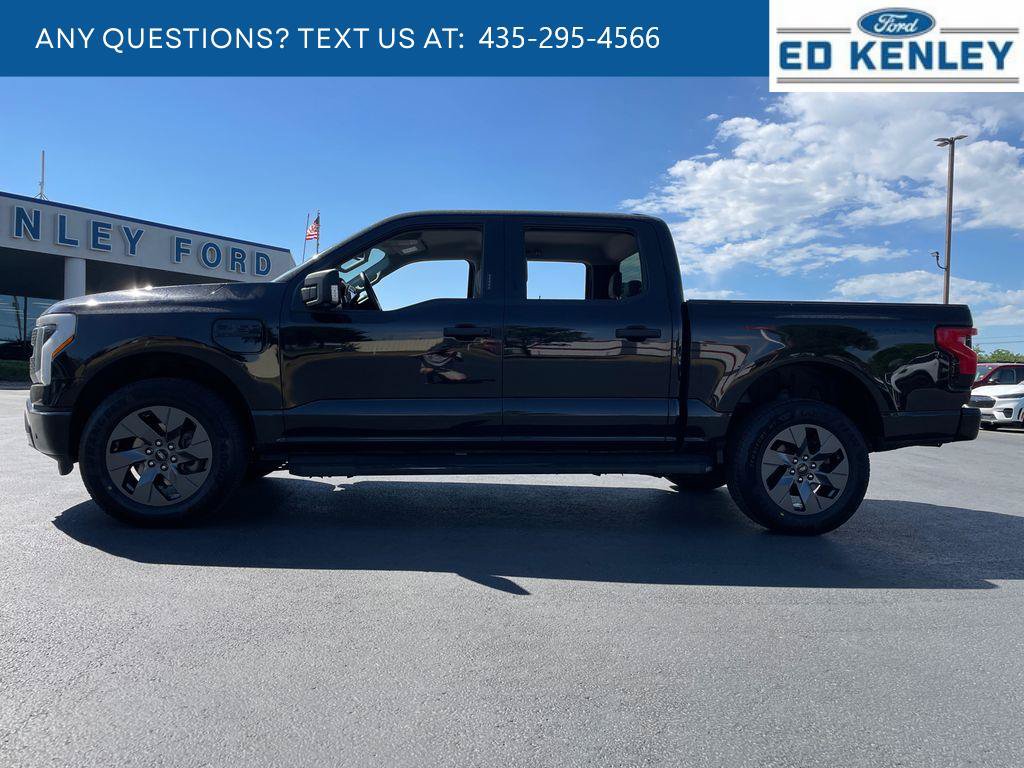 Certified 2022 Ford F150 Lightning XLT w/ Tow Technology Package AWD/4WD image 2