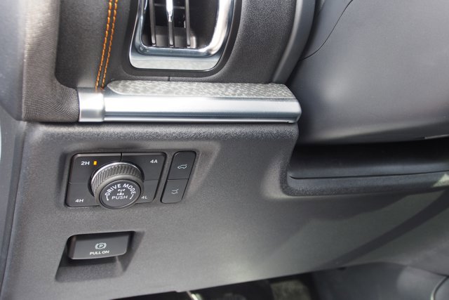 Certified 2025 Ford Expedition Tremor AWD/4WD image 24