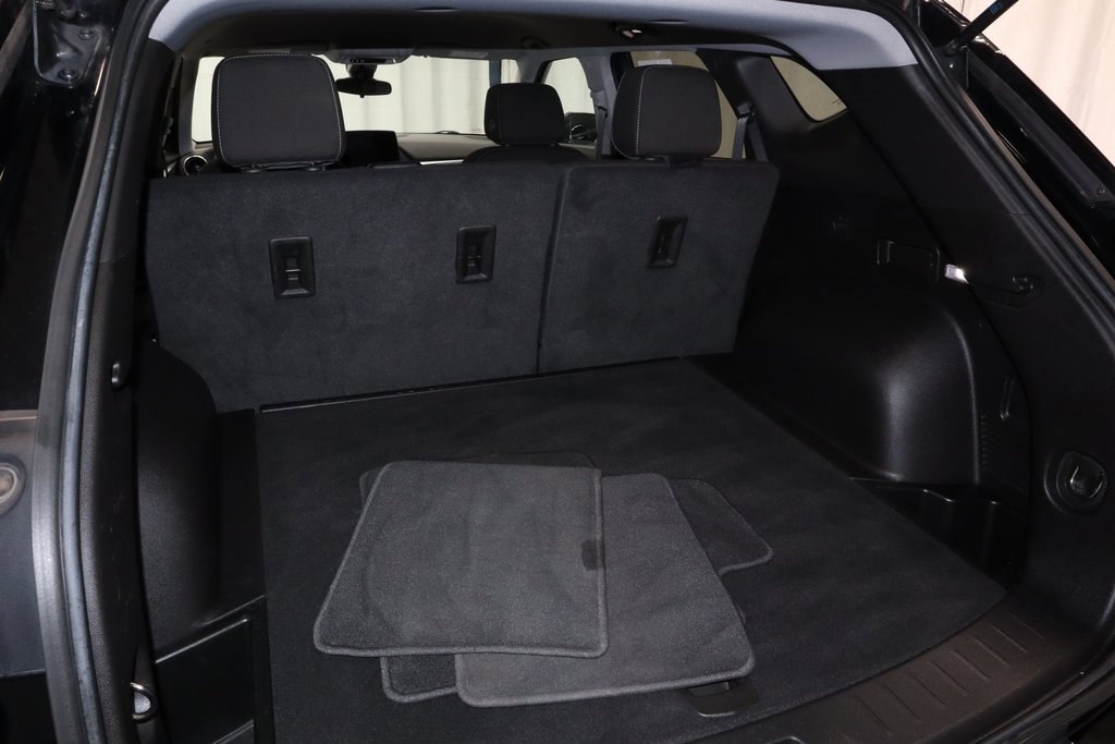 Used 2023 Chevrolet Blazer LT w/ Driver Confidence Package image 17