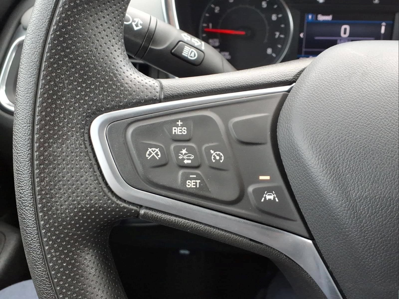 Used 2023 Chevrolet Equinox LT FWD image 24