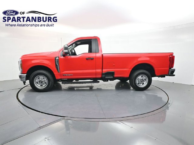 Certified 2026 Ford F250 XL w/ XL Chrome Package RWD image 4