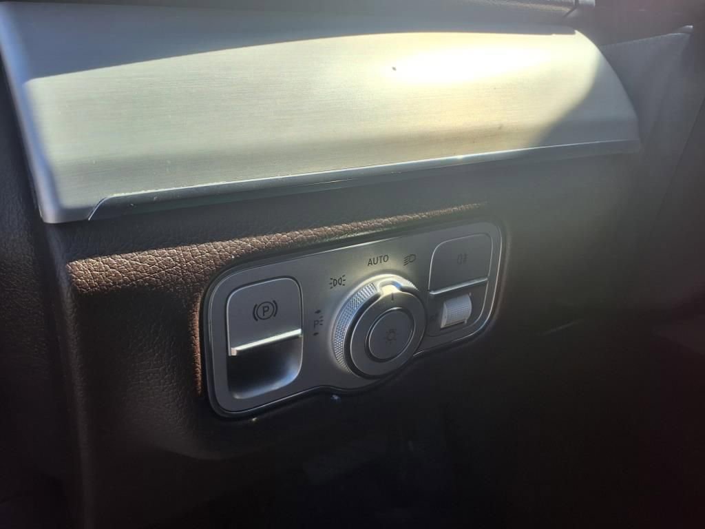 Used 2022 Mercedes-Benz GLE 350 4MATIC image 14