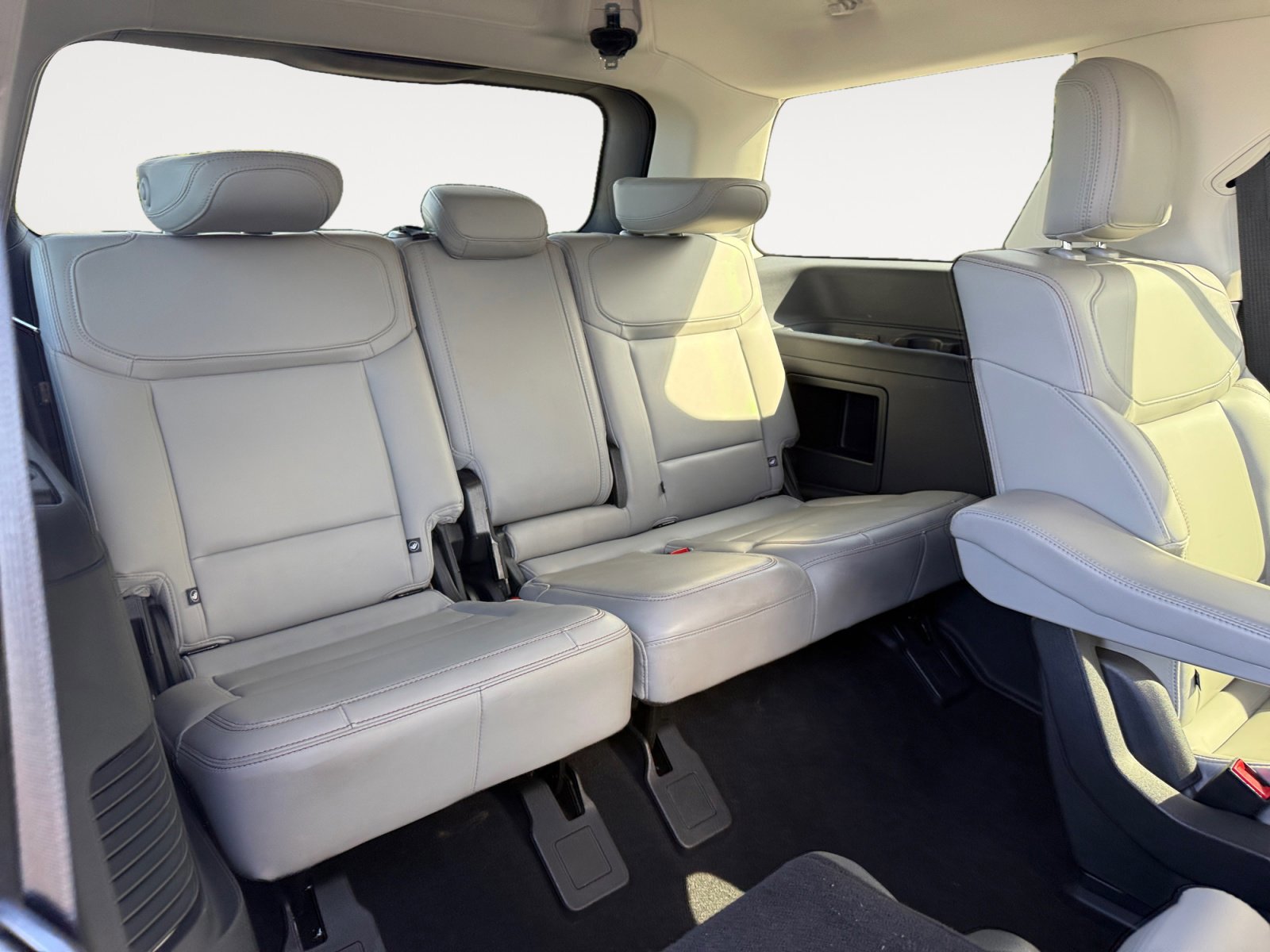 Certified 2025 Ford Expedition Active image 19