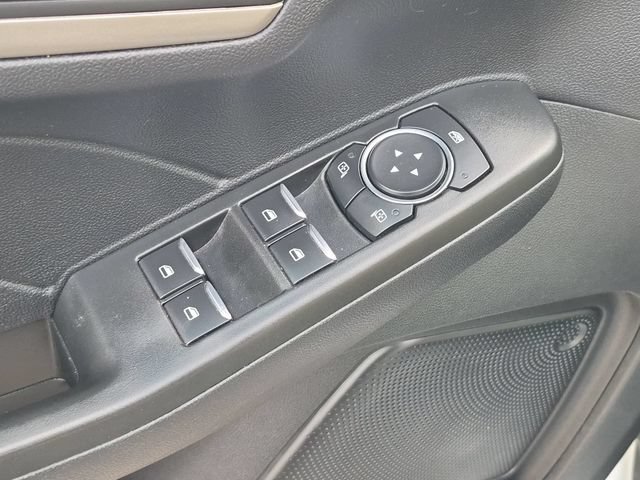Certified 2022 Ford Escape SEL AWD/4WD image 16