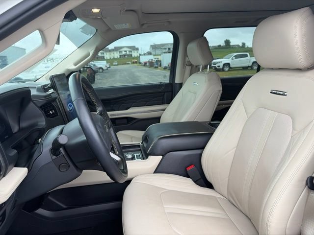 Certified 2024 Ford Expedition Platinum AWD/4WD image 8