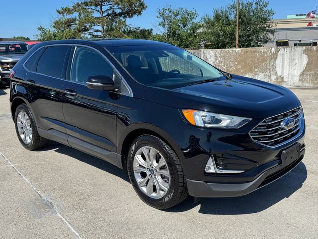 Certified 2019 Ford Edge Titanium w/ Class II Trailer Tow Package AWD/4WD image 6