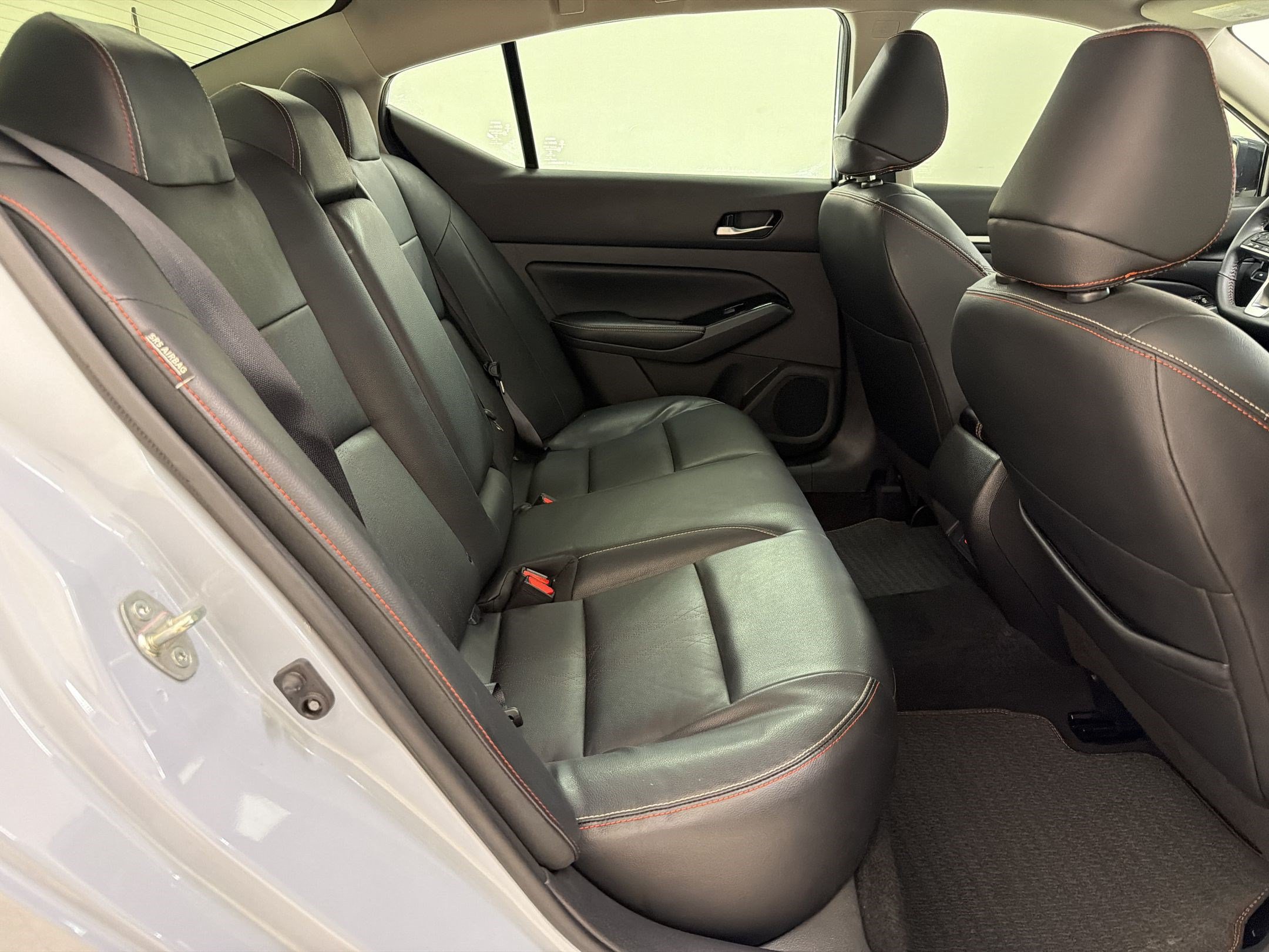 Used 2024 Nissan Altima 2.5 SR w/ SR Premium Package FWD image 32
