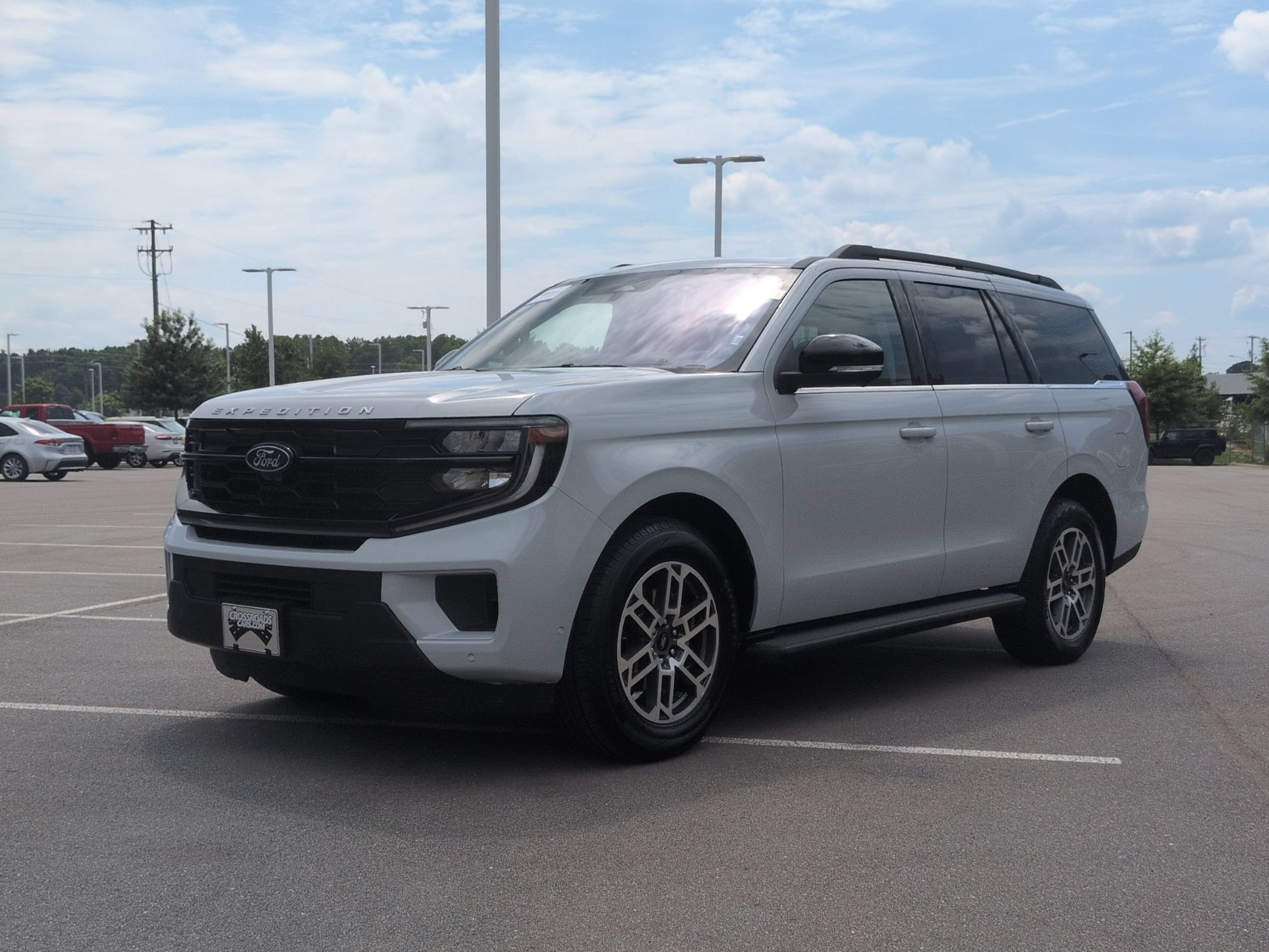 Certified 2025 Ford Expedition Active AWD/4WD image 8