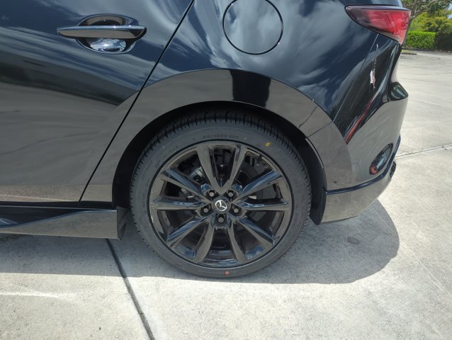 Used 2023 MAZDA MAZDA3 Hatchback w/ Appearance Package AWD/4WD image 28